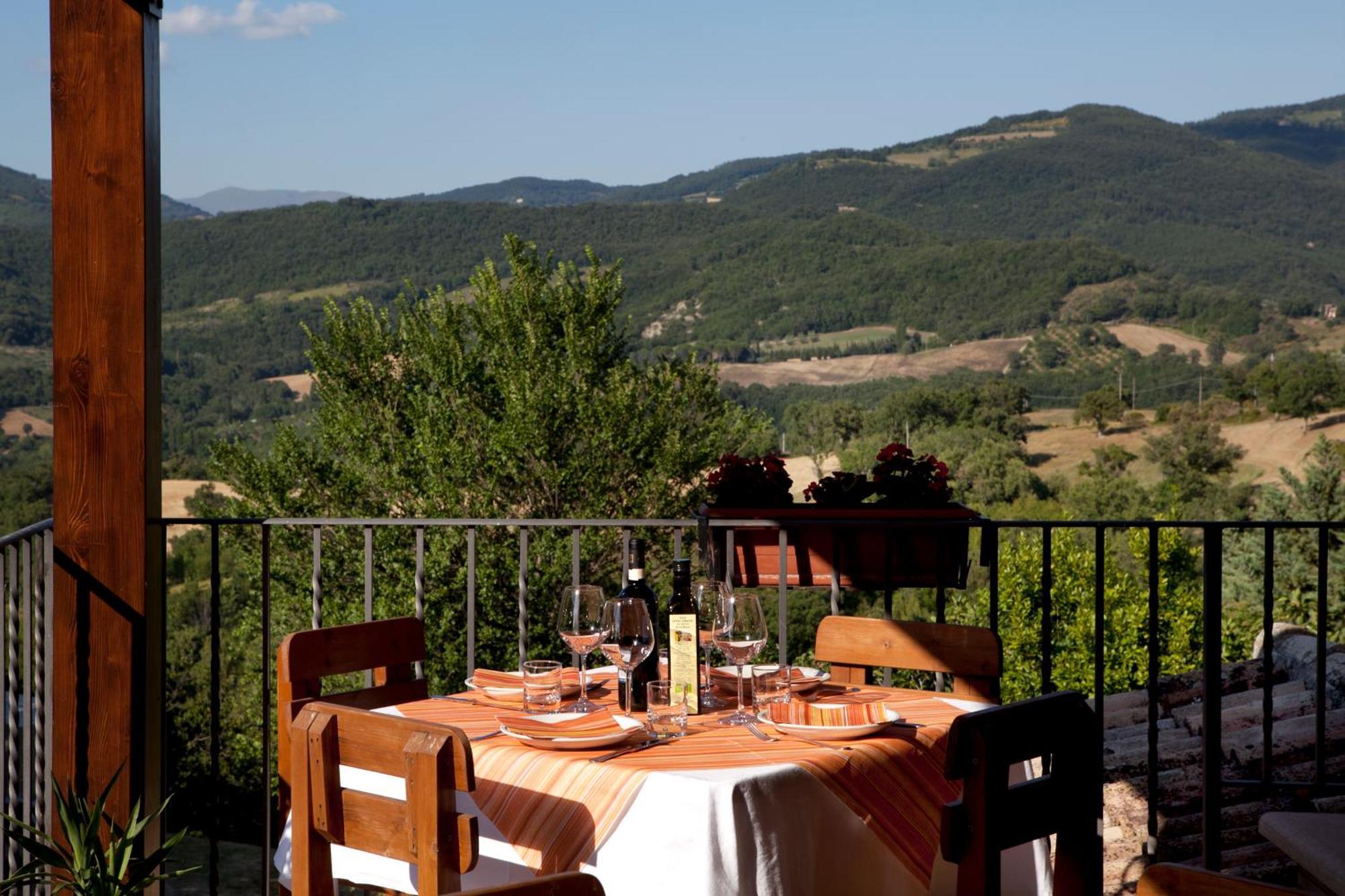 Agriturismo Il Castello Ассизи Экстерьер фото